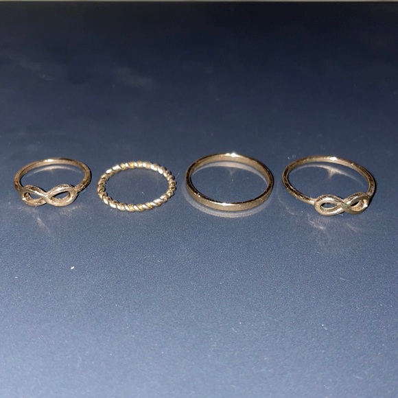 Forever 21 Jewelry - Gold plated ring set